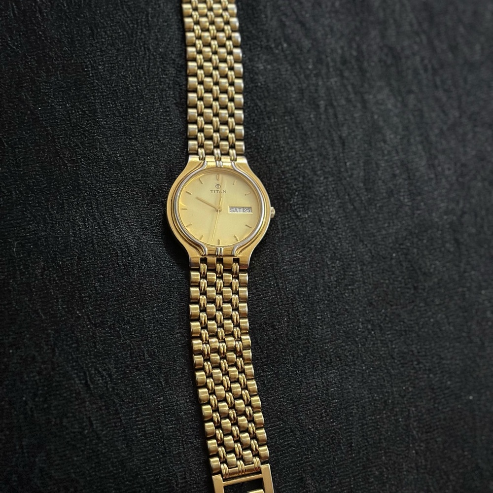 Titan original men’s watch - Picture 5 of 9